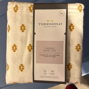Threshold flannel sheets